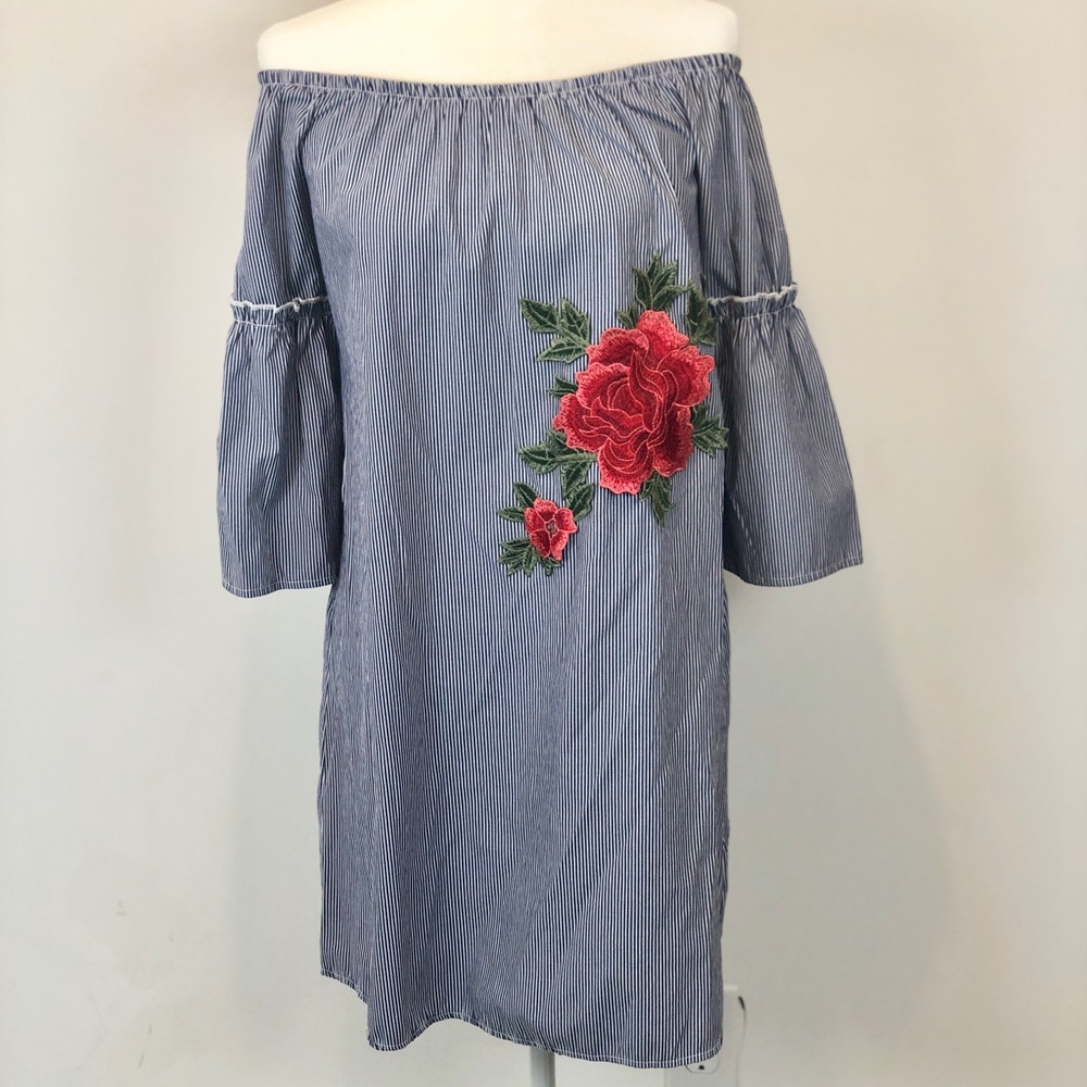 Potters Pot off the shoulders dress size L